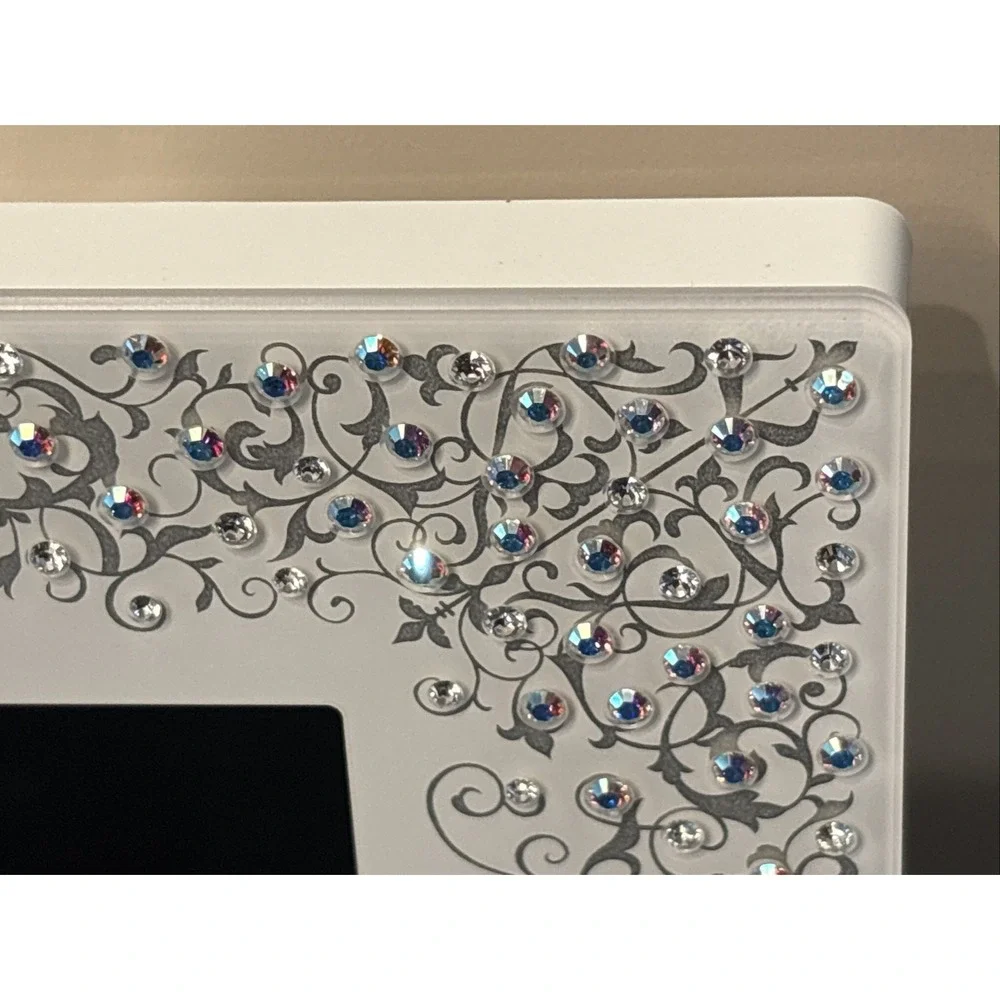 SONY Digital Photo Frame 2GB 7